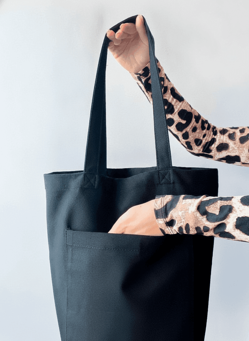Midweight Cotton Tote with Exterior Pocket