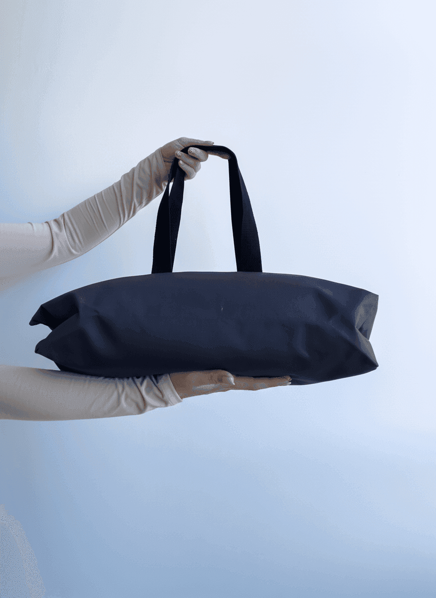 Шопер из хлопковой саржи с черными ручками на плечо