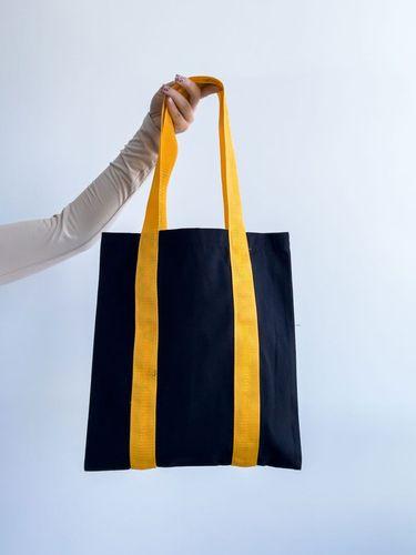 Шопер из хлопковой саржи с желтыми ручками для покупок