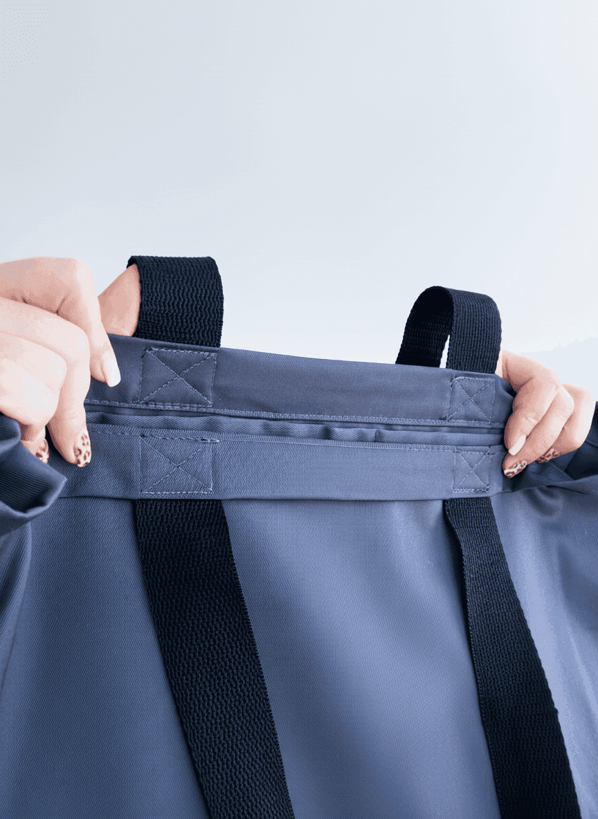 Шопер из хлопковой саржи с черными ручками на плечо