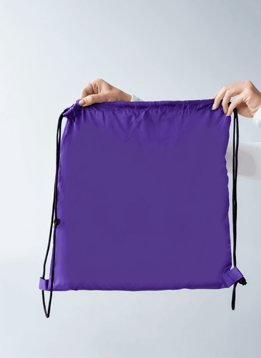 Плоский рюкзачок-мешок из плащевки с черным ПЭ-шнуром — водоотталкивающий промо-рюкзак для мероприятий и повседневного использования без печати размер: 45см х 45см
