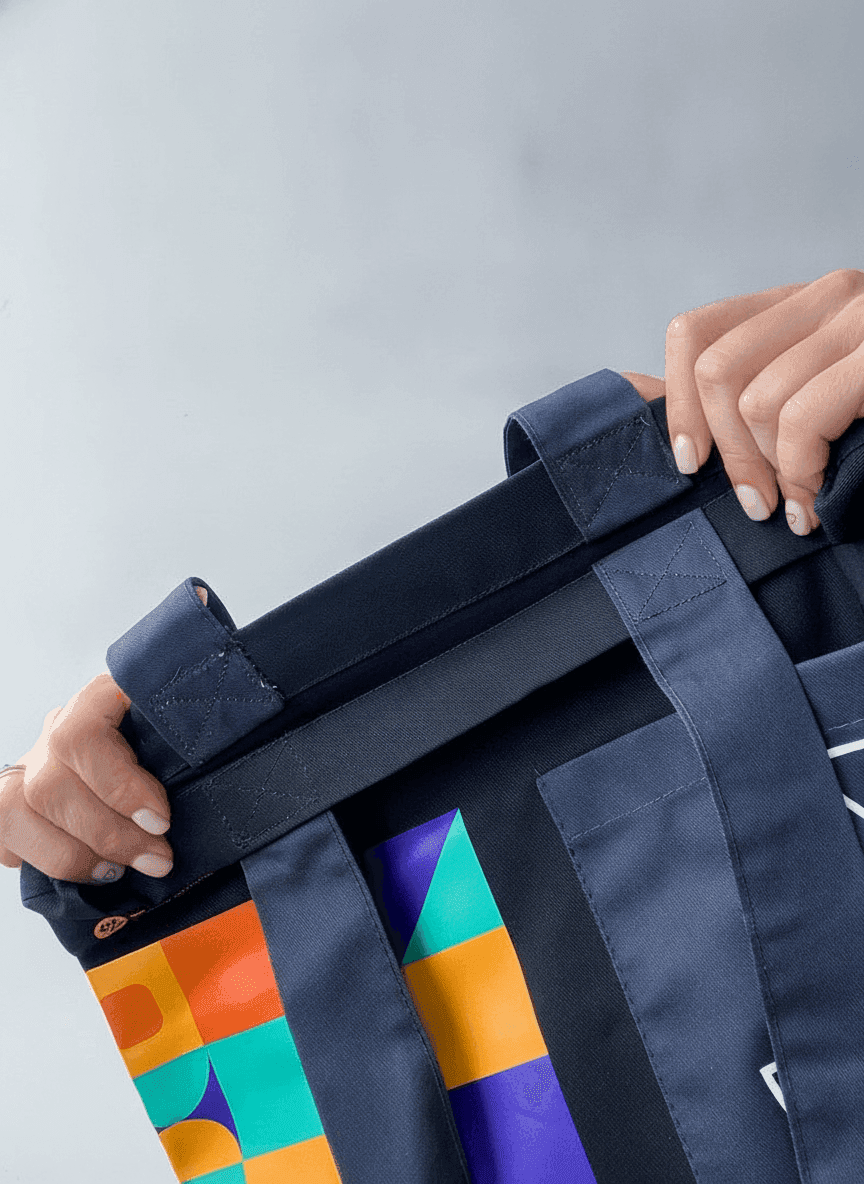 Black Twill Tote with Exterior Pocket