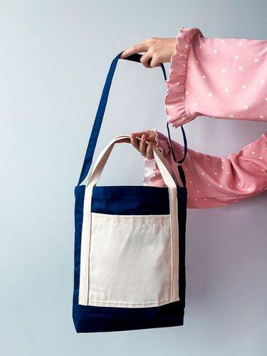 Сумка из саржи с ручкой почтальон и внешним карманом без печати Размер: 35см х 38см х 7см