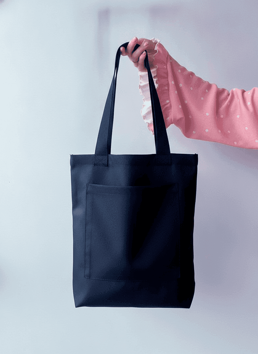 Black Oxford fabric bag with exterior pocket