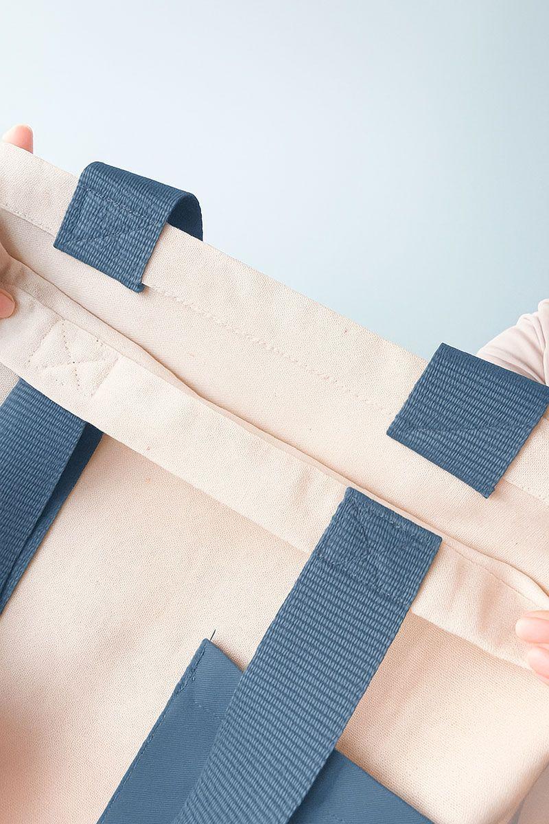 Світла екосумка з двонитки з сіро-блакитними ручками та кишенею — зручна шопер-сумка з натуральної бавовни без друку, розмір: 38см х 42смх 7см