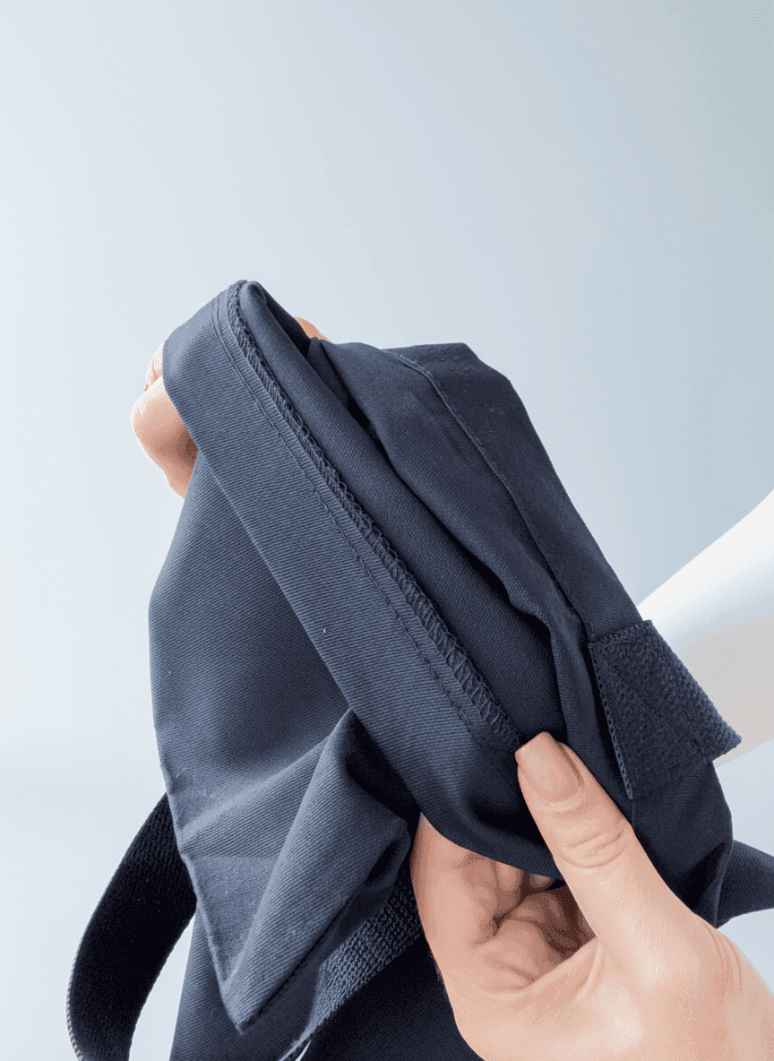 Плоский шопер из плотной хлопковой саржи с черными лентовыми ручками — элегантная универсальная сумка для покупок и повседневного использования без печати размер: 35см х 41см