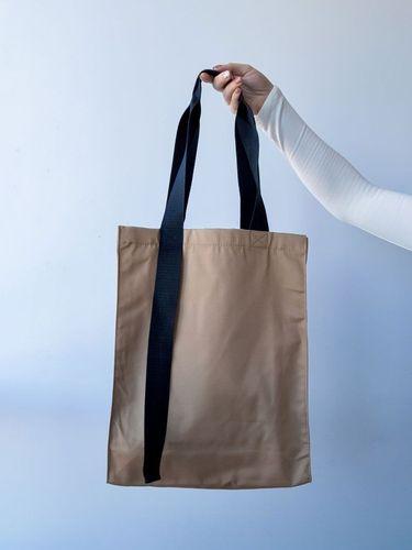 Шопер из хлопковой саржи с короткими черными ручками