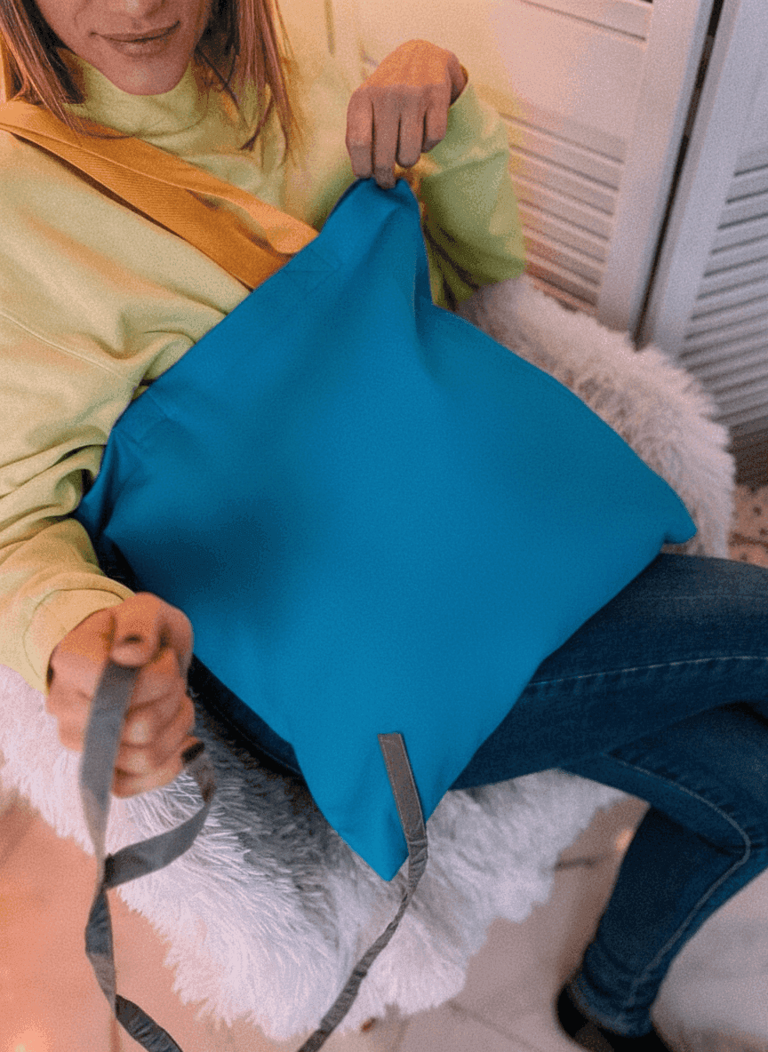 Dog Tote Bag with Leash