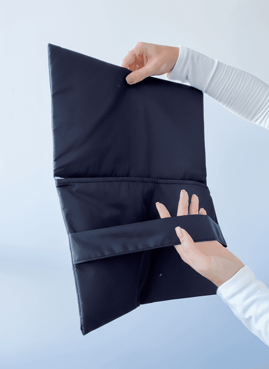 Плоский шопер із дюспо на підкладці монклер з паском для фіксації — легкий водовідштовхувальний міський органайзер для покупок та подорожей без друку