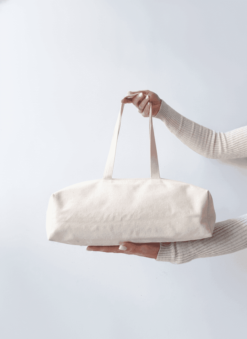 Foldable tote bag with sturdy handles