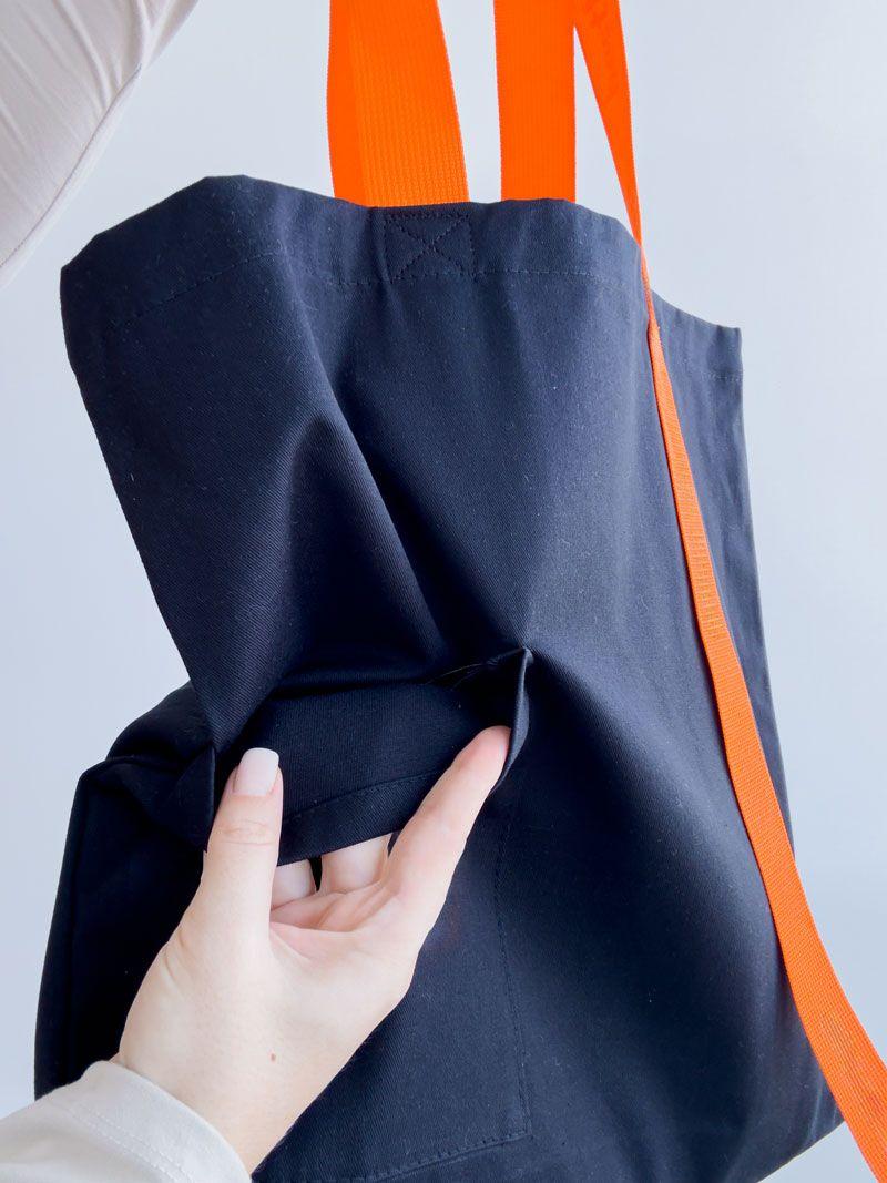 Cotton twill shopper with orange handles for shopping