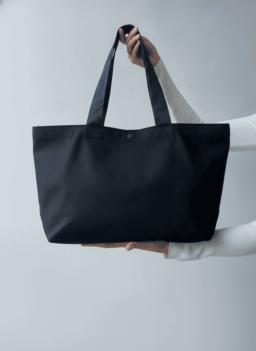 Black Twill Tote with Exterior Pocket