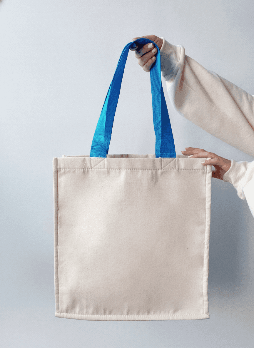 Rigid twill tote with metal frame