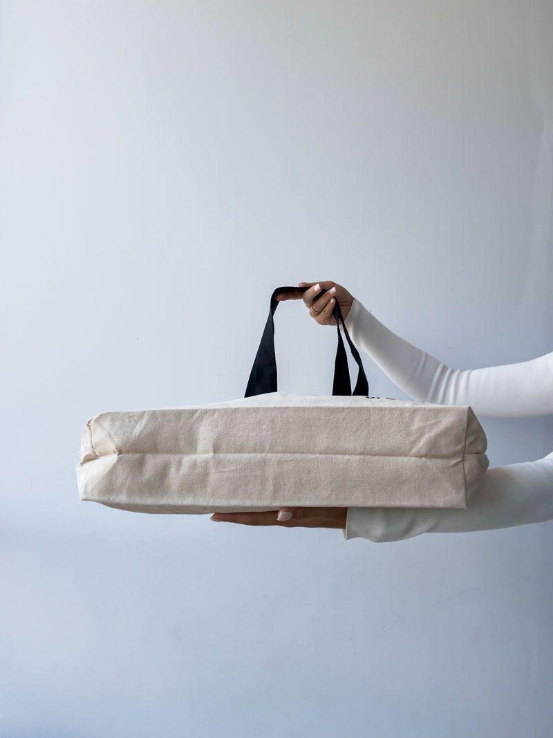Экосумка из двунитки с дном и карабином для ключей — многоразовая шоппер-сумка натурального цвета без печати размер: 52см х 42см х 10см
