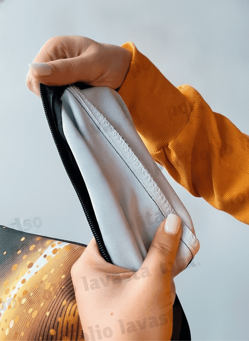 Horizontal Oxford Zippered Pouch