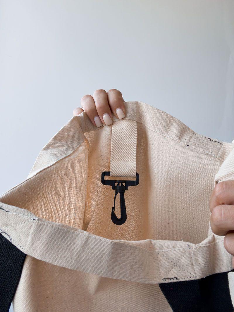Экосумка из двунитки с дном и карабином для ключей — многоразовая шоппер-сумка натурального цвета без печати размер: 52см х 42см х 10см