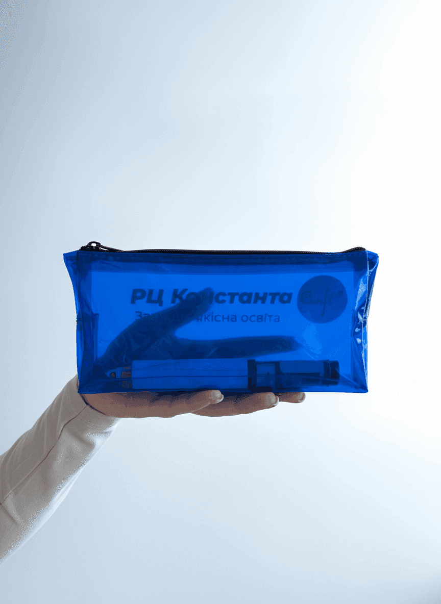 Косметичка из ПВХ синяя на молнии для мелочей