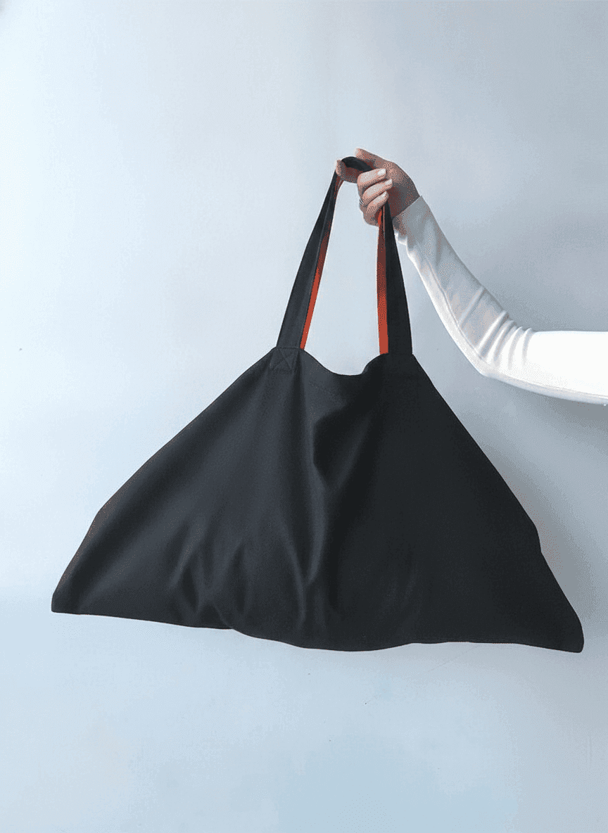 Hobo Bag with Contrast Lining